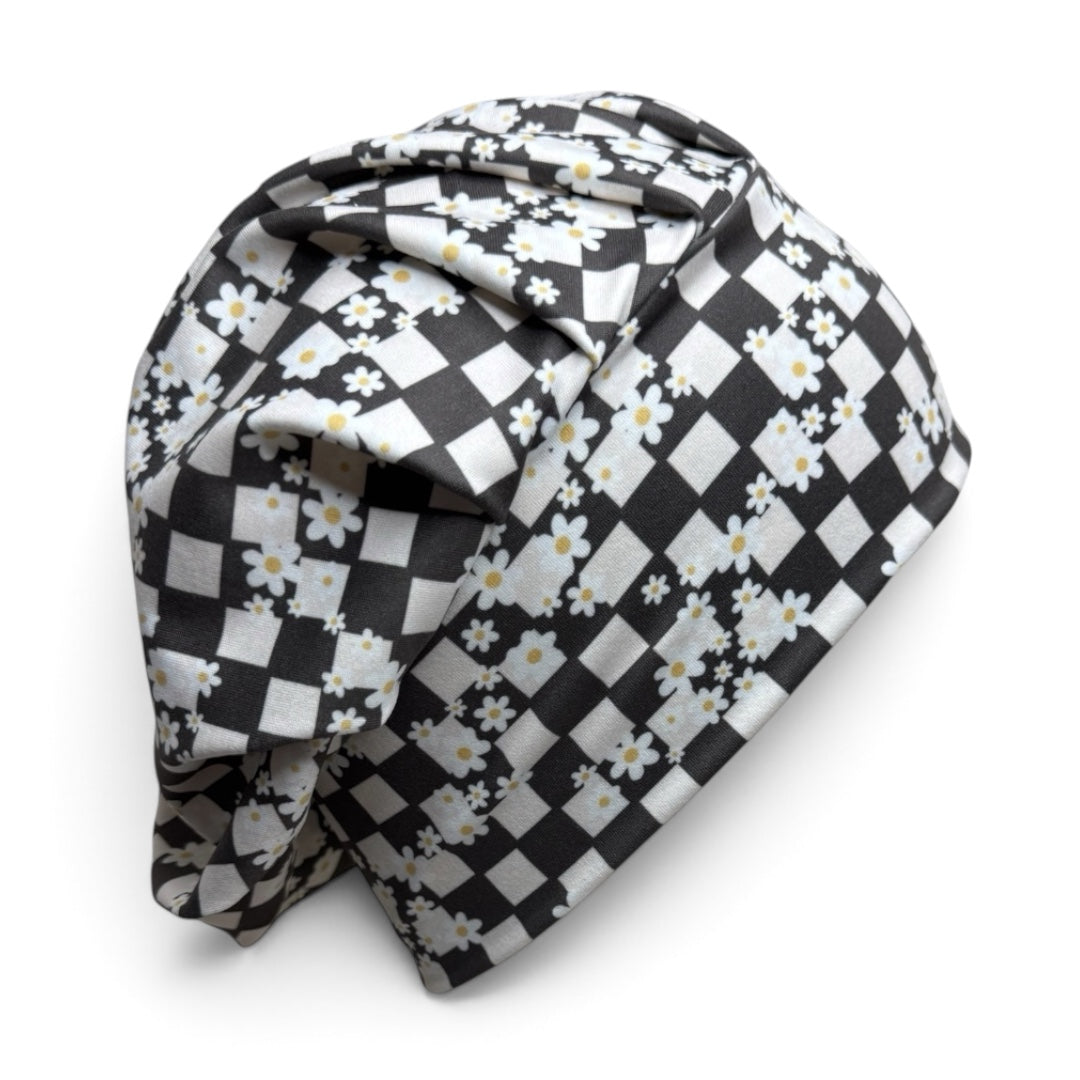 EuroFit Scrub Caps • Daisy Check