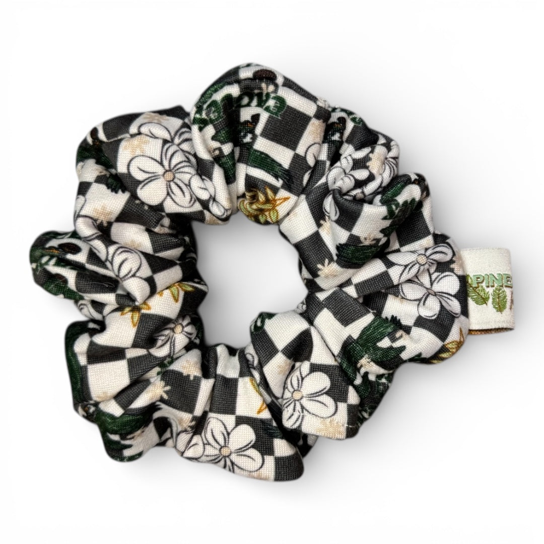 Scrunchie • Eagles Checks
